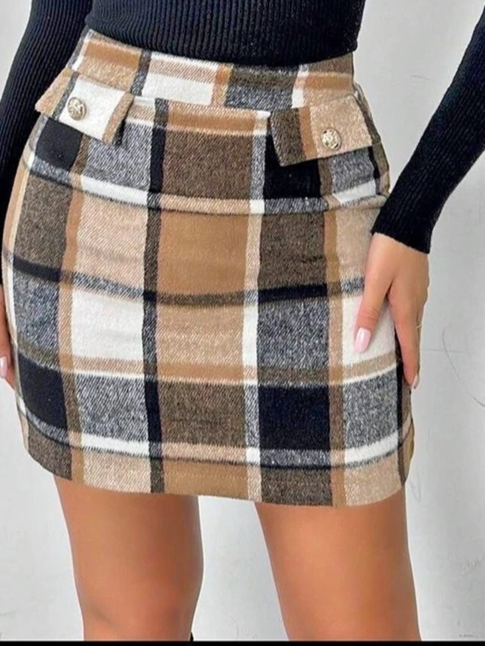 (Size like an xl) Button Detail Plaid Tweed Skirt in Brown & Black